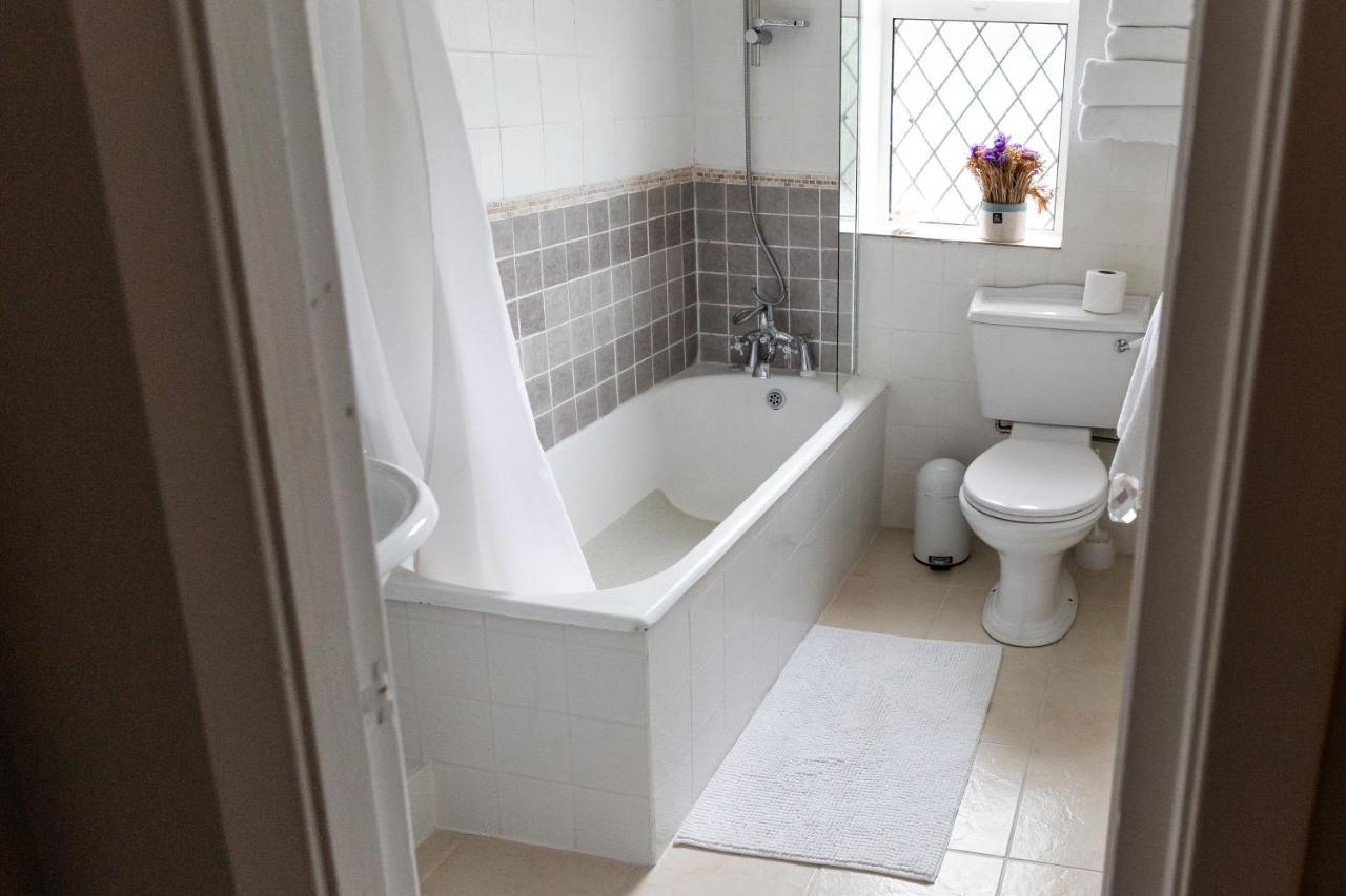 Aaron Court B&B Dublin Ngoại thất bức ảnh