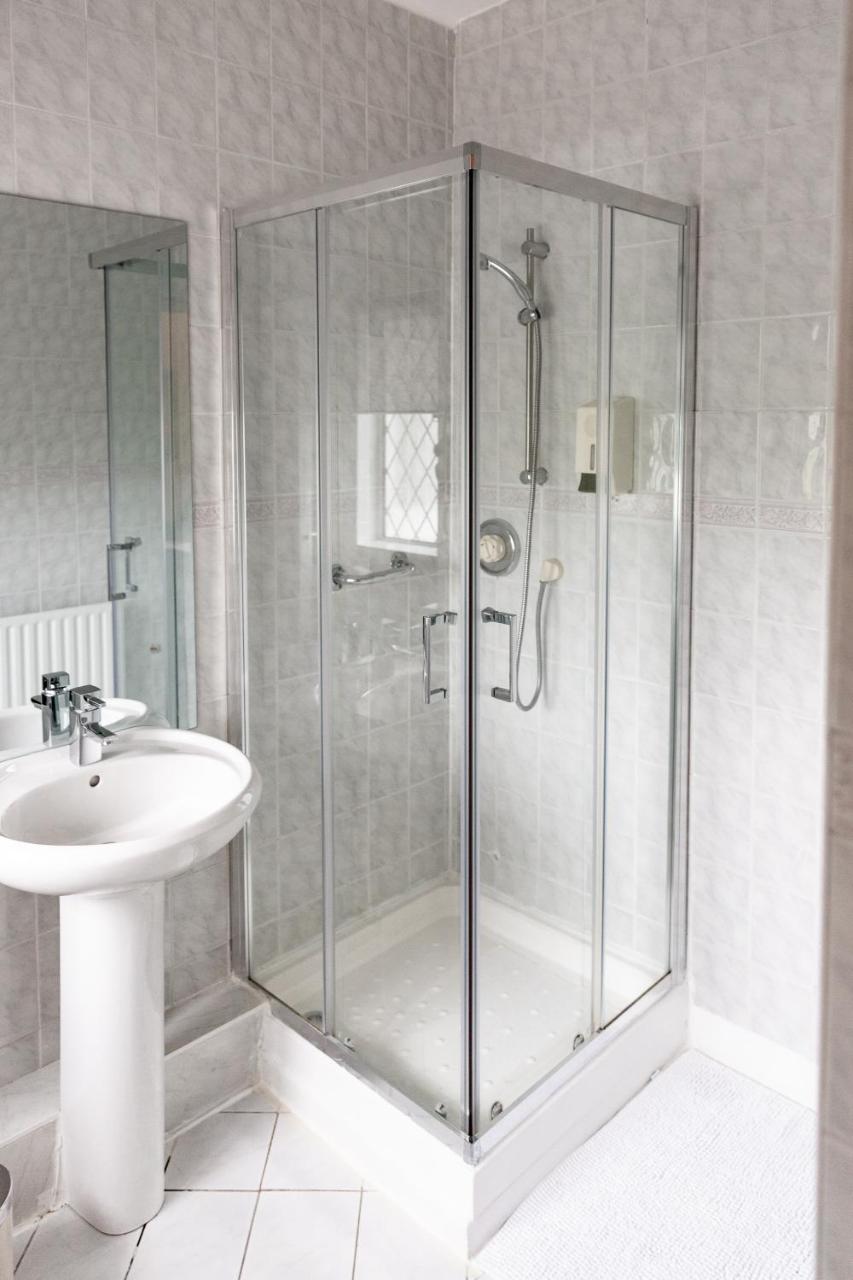 Aaron Court B&B Dublin Ngoại thất bức ảnh