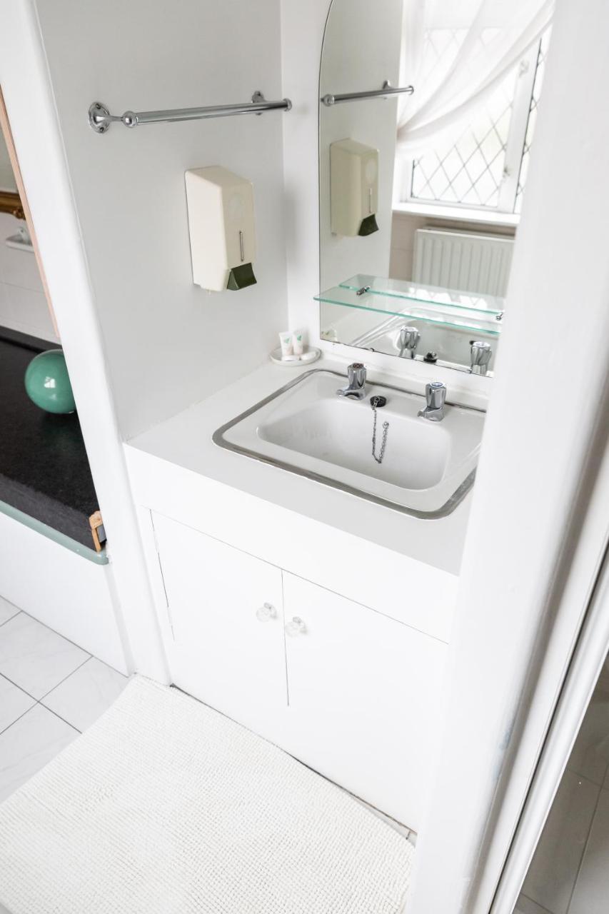 Aaron Court B&B Dublin Ngoại thất bức ảnh