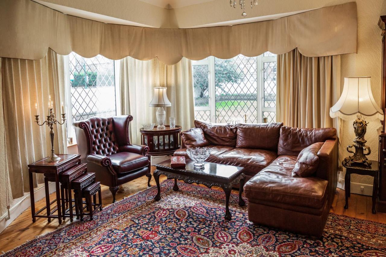 Aaron Court B&B Dublin Ngoại thất bức ảnh