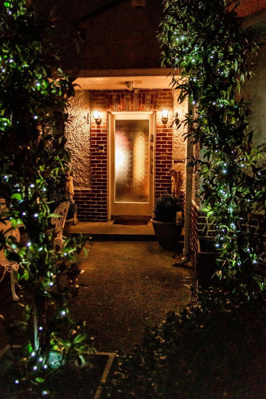 Aaron Court B&B Dublin Ngoại thất bức ảnh