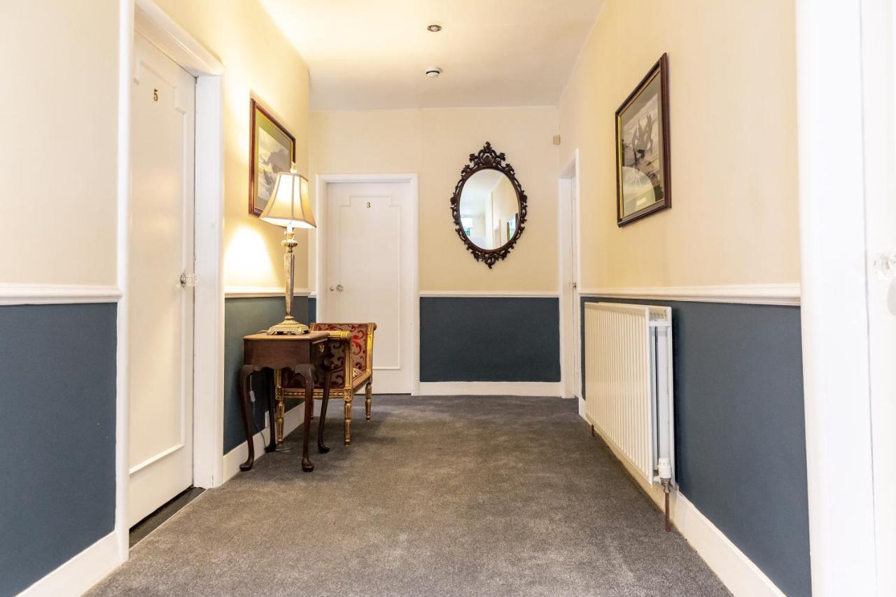Aaron Court B&B Dublin Ngoại thất bức ảnh